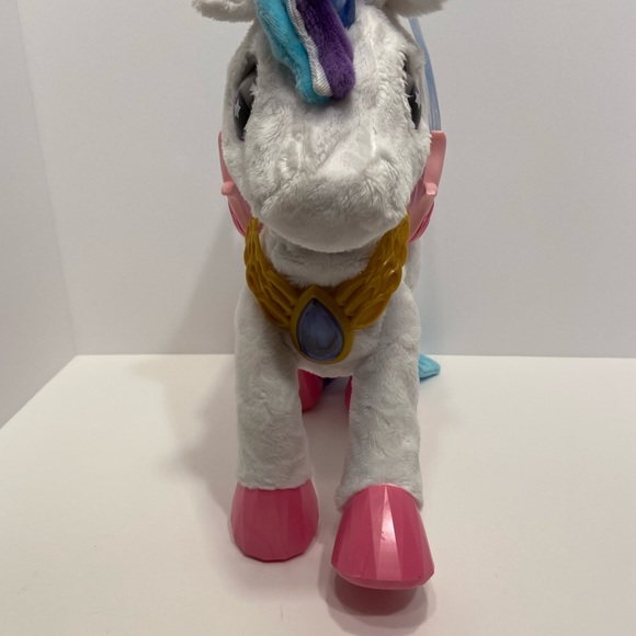VTech Myla The Magical Talking Unicorn Toy Unicorn Model - Picture 8 of 8